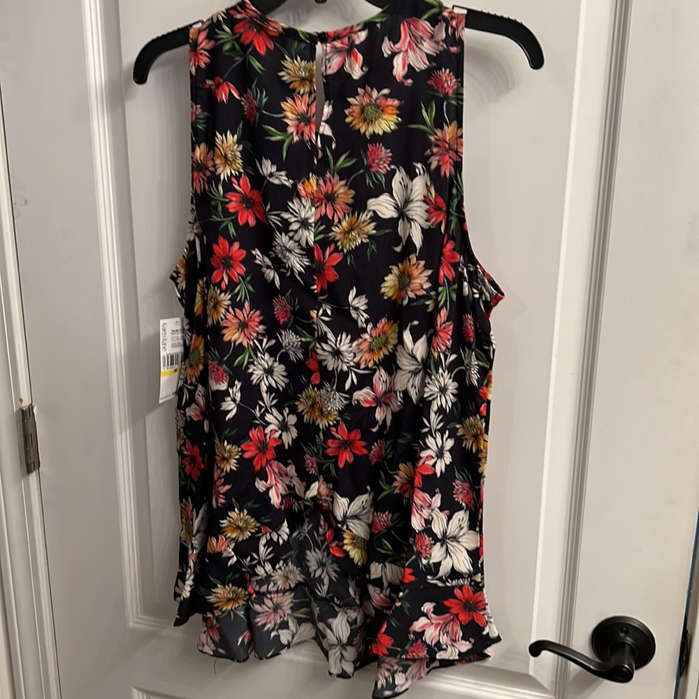 Karen Kane Ruffle Hem Tank - Picture 3 of 8